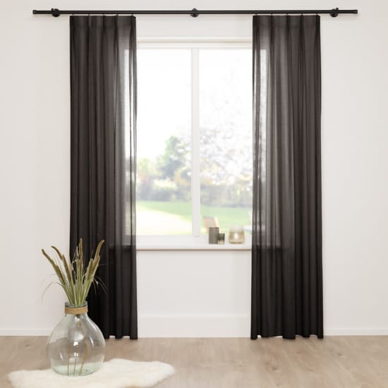 A House of Happiness Comolino FR vitrage van 100% Trevira stof, 295 cm, verkrijgbaar in 8 kleuren.
