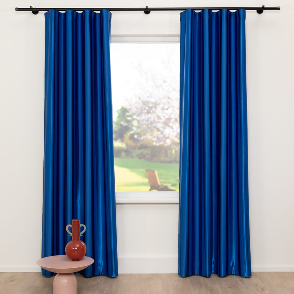 A House of Happiness Duoflex FR akoestische gordijnstof van 54% Recycled pet, 46% Polyester, 300 cm, verkrijgbaar in 9 kleuren.