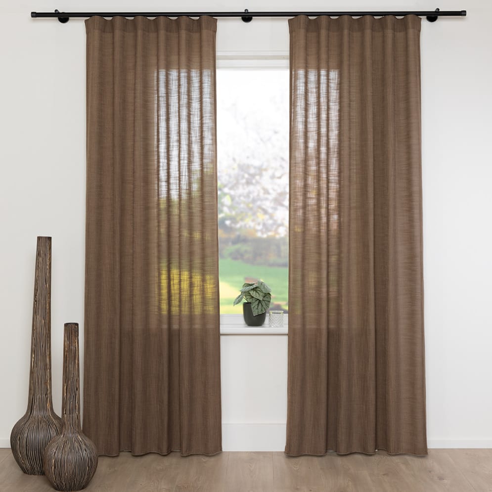 A House of Happiness Oatly inbetweenstof van 51% Recycled pet, 49% Polyester, 300 cm, verkrijgbaar in 13 kleuren.