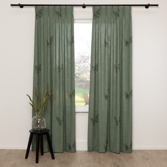 A House of Happiness Pampas FR gordijnstof van 100% Recycled pet, 142 cm, verkrijgbaar in 3 kleuren.