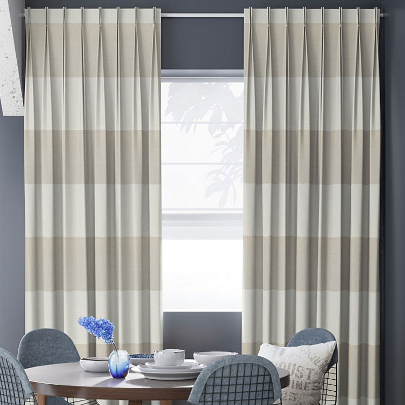 A House of Happiness Recycle Stripe gordijnstof van 47% Polyester, 42% Gerecycled katoen, 11% Viscose, 135 cm, verkrijgbaar in 2 kleuren.