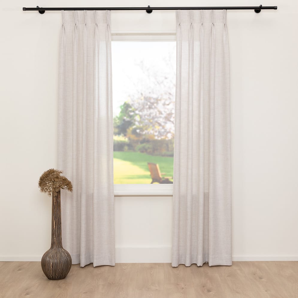 A House of Happiness Twine inbetweenstof van 51% Recycled pet, 49% Polyester, 300 cm, verkrijgbaar in 6 kleuren.