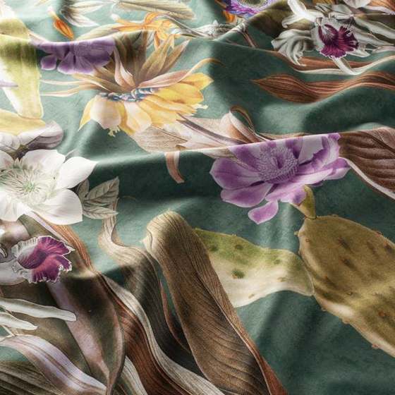 Carlucci Cosmic Flowers overgordijnstof in kleur CA1774/030