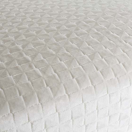 Chivasso Gloss Boss meubelstof in kleur CH3188/090