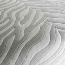 Chivasso Wild Shape meubelstof in kleur CH3260/091