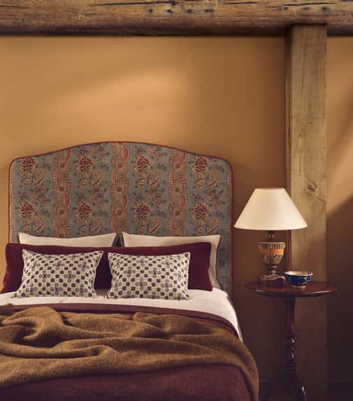 Hodsoll McKenzie Highgate Floral RE toegepast in een interieur