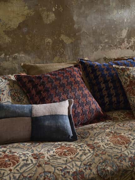 Hodsoll McKenzie Midori Indienne RE toegepast in een interieur