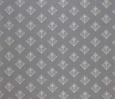 Laura Ashley LADY FERN EMBROIDERY gordijnstof in de kleur Steel