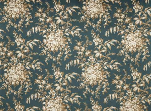 Laura Ashley PICARDIE VELVET gordijnstof in de kleur Fern