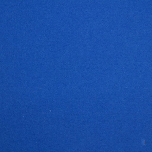 Hollandfelt wolvilt – kleur 59 koningsblauw Kleurstaal Hollandfelt wolvilt 59 koningsblauw