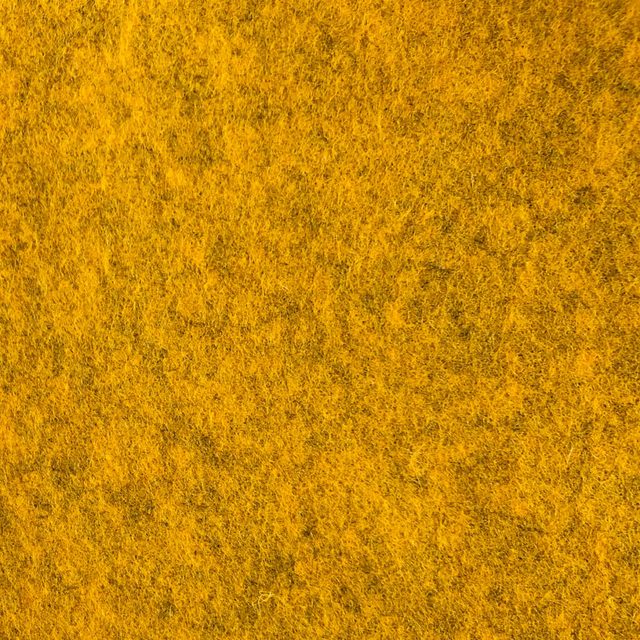 Hollandfelt wolvilt – kleur G-003 maisgeel gemeleerd Kleurstaal Hollandfelt wolvilt G-003 maisgeel gemeleerd