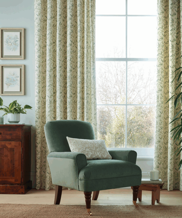 Laura Ashley Gordijnen WILLOW LEAF Hedgerow inspiratie bij Gordijnen op maat Rotterdam TULAY Gordijnen Rotterdam